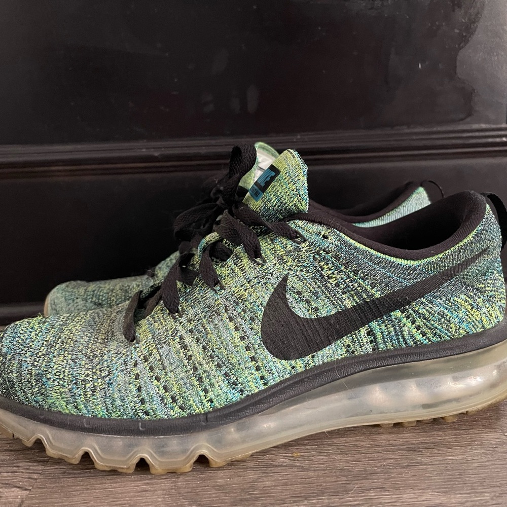 Nike Mens Flyknit Airmax 620469-009 Green Tranquil Running Shoes Size US 9